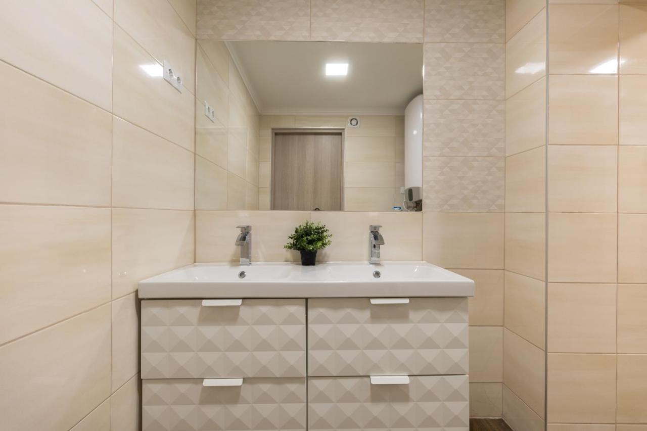 B17 Bajcsy Apartment بودابست المظهر الخارجي الصورة