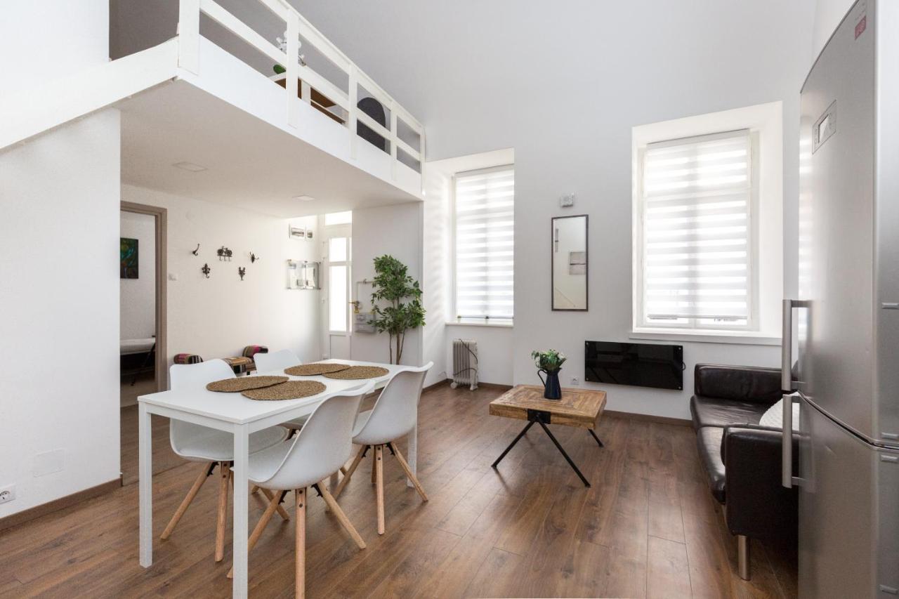 B17 Bajcsy Apartment بودابست المظهر الخارجي الصورة